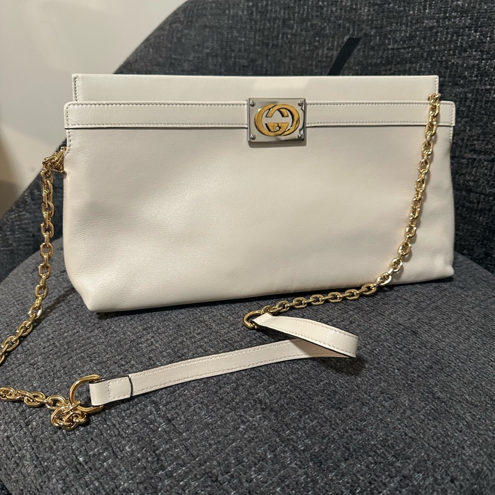 Gucci White and Gold Crossbody Bag with Chain Strap